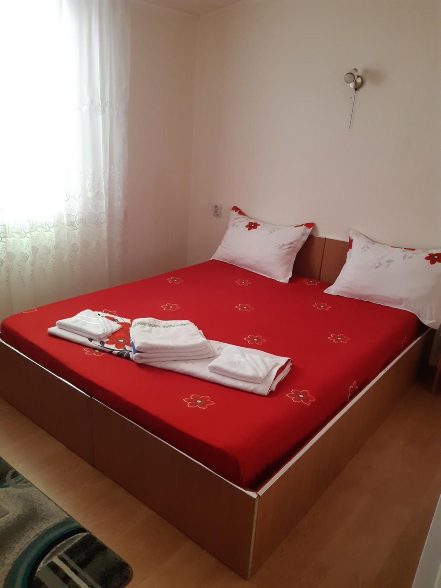 Ferienwohnung Casa Iza Băile Herculane Exterior foto