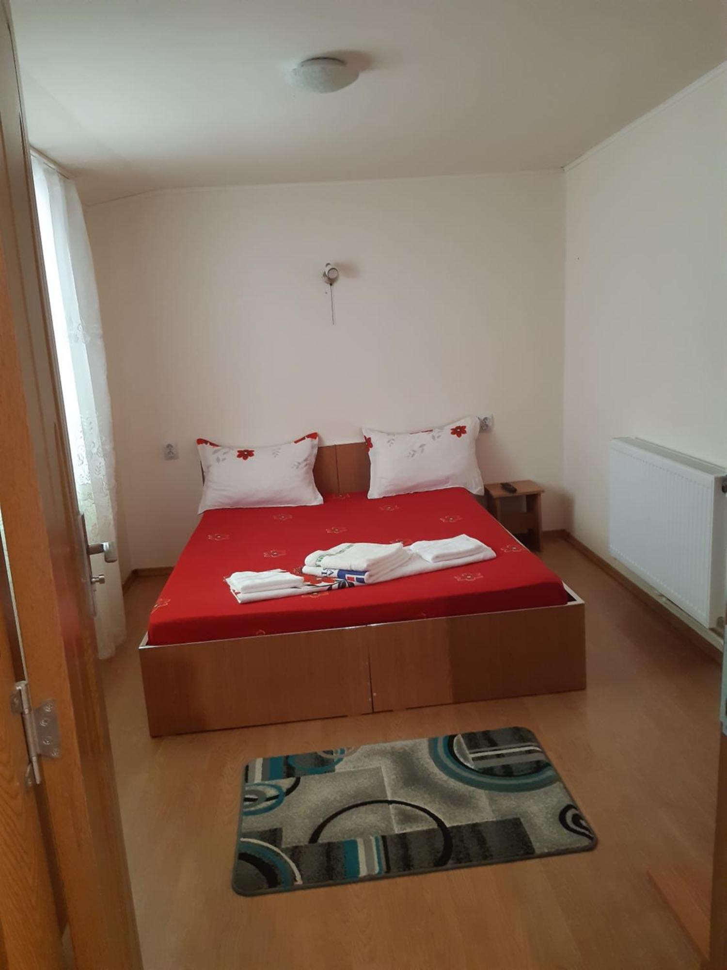 Ferienwohnung Casa Iza Băile Herculane Exterior foto