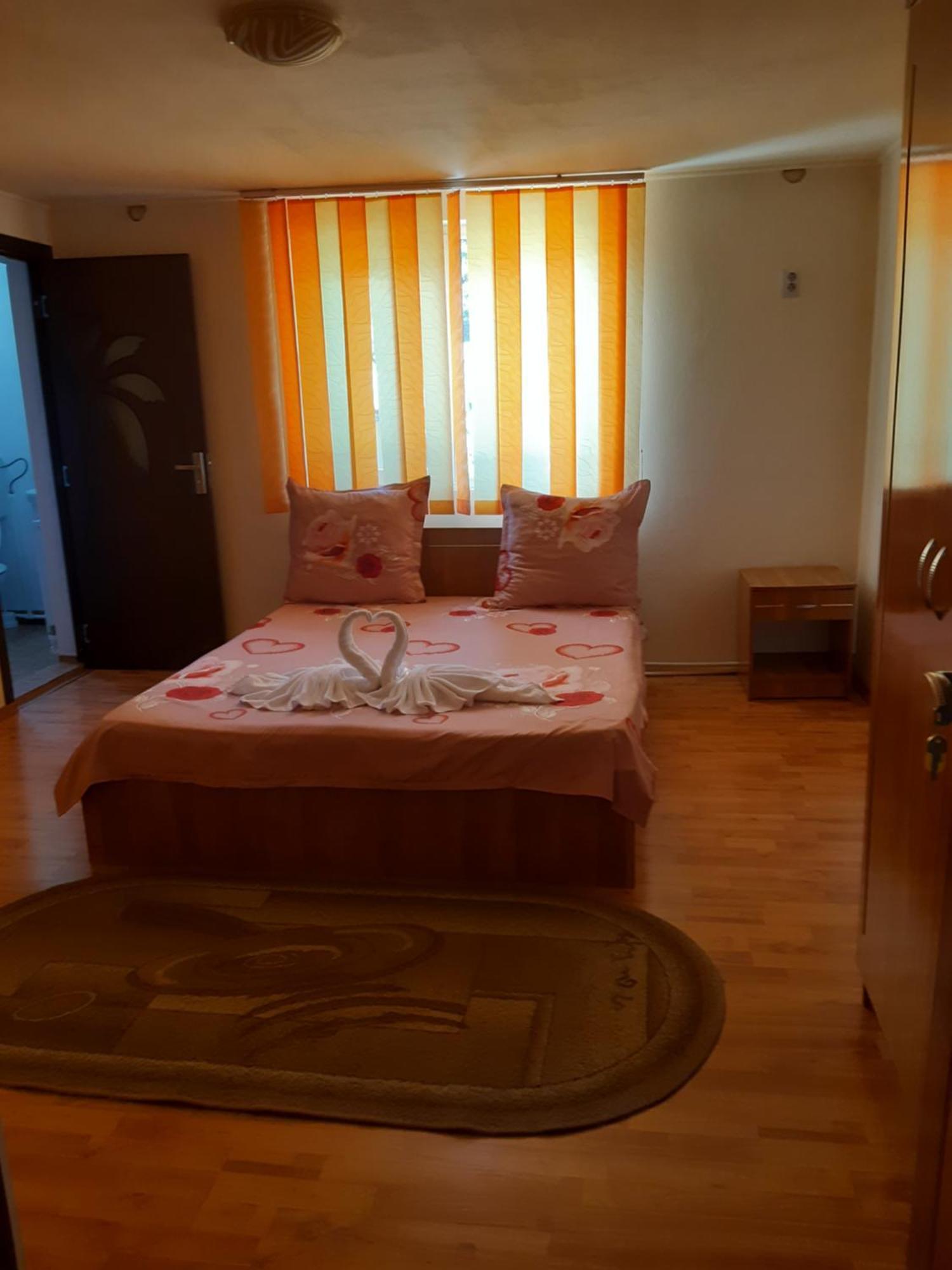Ferienwohnung Casa Iza Băile Herculane Exterior foto